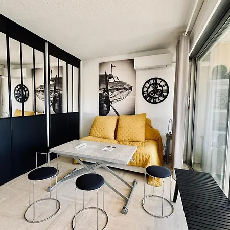 Apartmán Cosy Family Nest With Balcony And Shared Pool Mandelieu